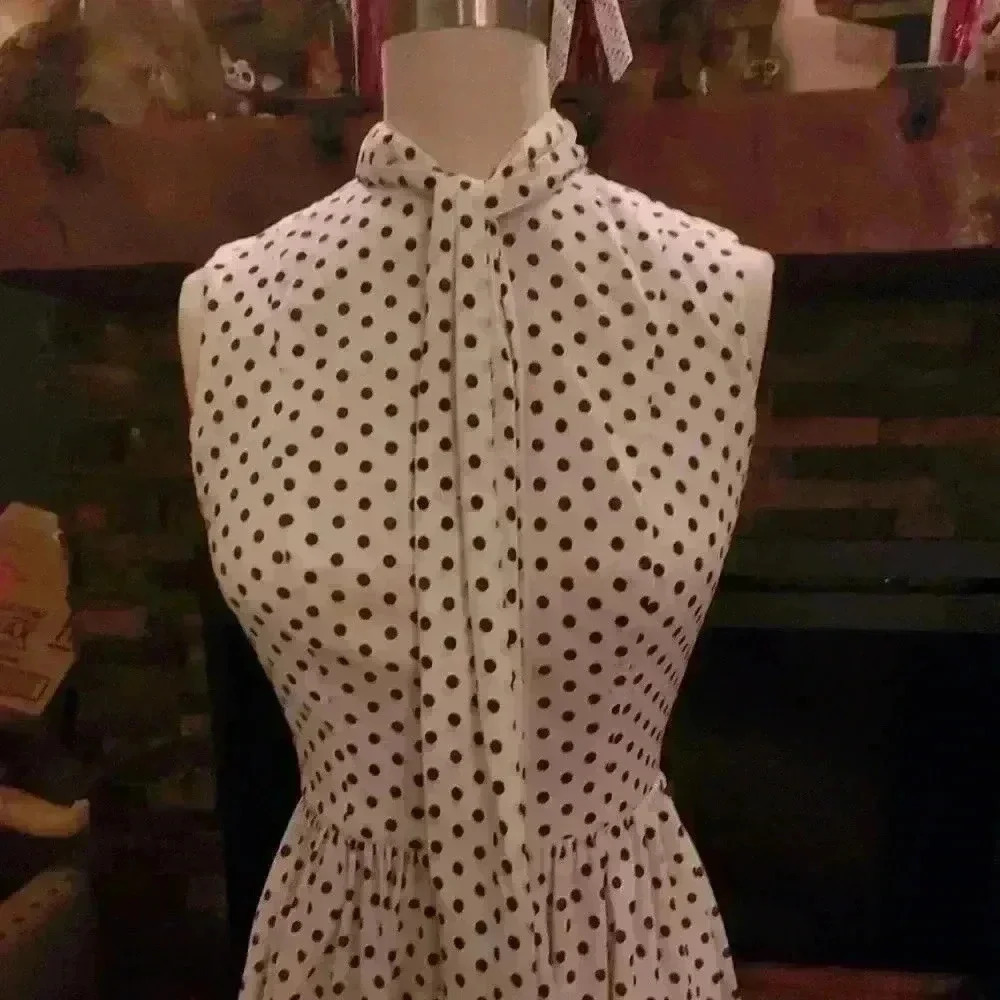 1940s Polka Dot Day Dress - image 2